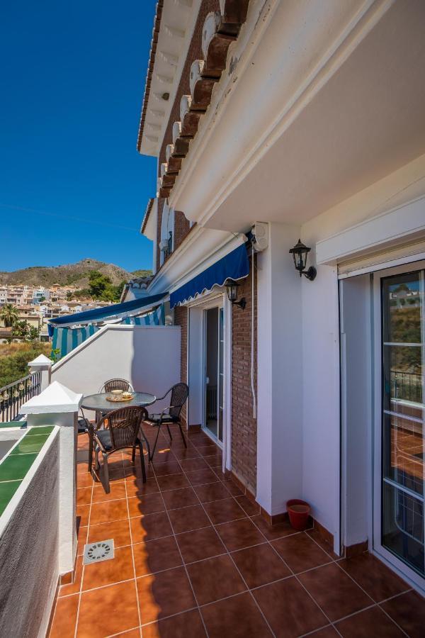 Penthouse Las Gaviotas Ii-2E Menyber Nerja Exterior foto